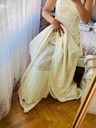 Vestido de Novia Beige/Blanco Se incluye cancán