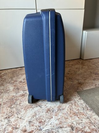 Maleta grande 75x25x60 de la marca Regent