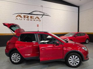 SEAT Arona en excelente estado.