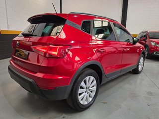SEAT Arona en excelente estado.