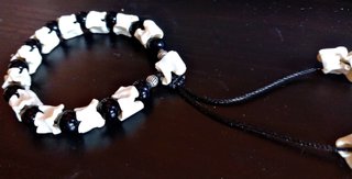 pulsera de hueso de resina de serpiente