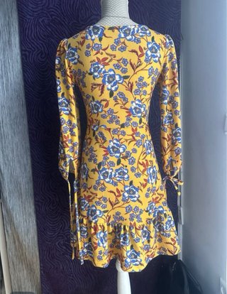 Vestido Springfield floral talla S/M