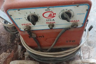 Soldadora de arco GAR 170A