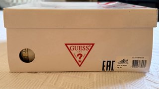 Zapatillas deportivas Guess Beige y Doradas
