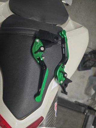 Manetas Kawasaki Z900 Negras y Verdes