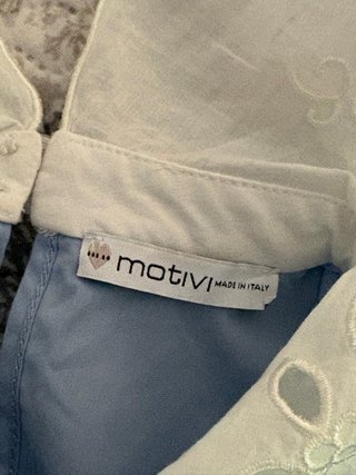 Camicetta Motivi azzurra con colletto bianco