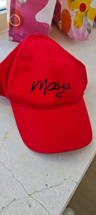 Cappellino Maya Rosso
