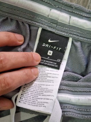 Short deportivo Nike
