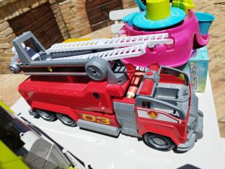 Camion PAW Patrol pompieri rosso