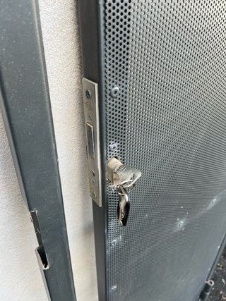 2 Puertas Hierro Galvanizado