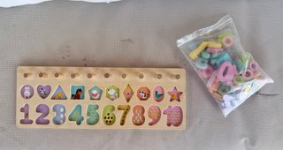 Juguete Montessori Madera Figuras y Números