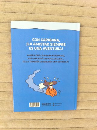 Tres libros de la colección Capibara