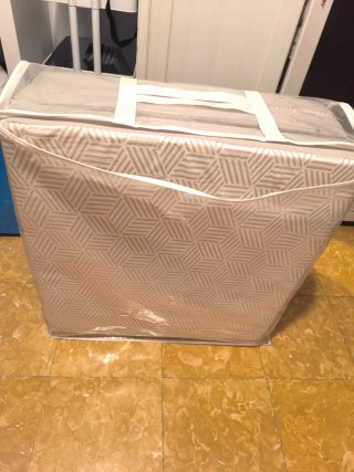 Colchoneta plegable con estampado geométrico