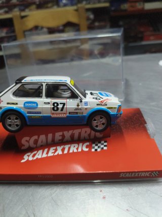 Scalextric Seat Fura Danone 6434
