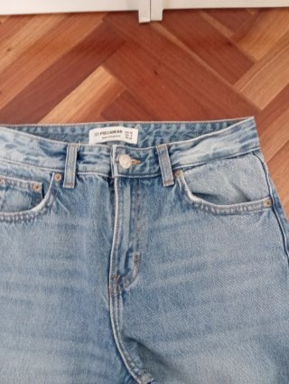 Pantalón vaquero Pull and Bear Talla 34