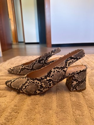 Zapatos tacón Anna Field estampado serpiente