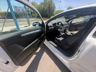 Opel Astra 2010