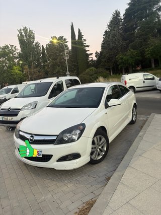 Opel Astra 2010