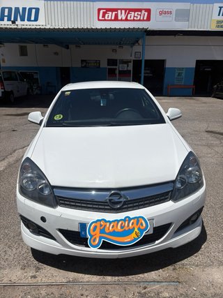 Opel Astra 2010
