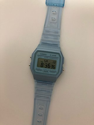 Reloj Casio Azul Transparente