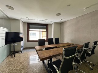 Oficina en alquiler en El Pla del Remei en Valencia