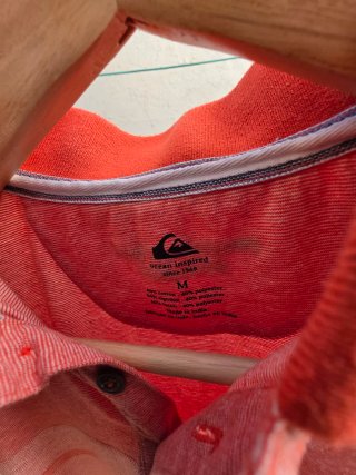 Polo Ocean chico tonos naranjas Talla M