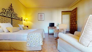 Hotel en venta en Mandayona