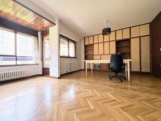 Piso en venta en Pº Zorrilla - Cuatro de Marzo en Valladolid
