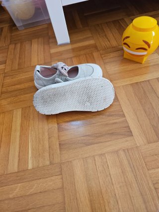 Merceditas barefoot Garvalin beige 28