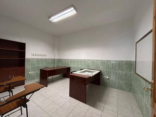 Local comercial en alquiler en Albolote