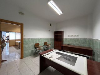 Local comercial en alquiler en Albolote