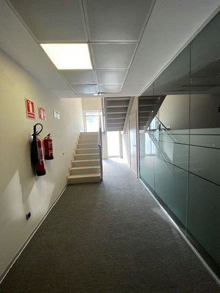 Local comercial en alquiler en Polígonos - Recinto Ferial Cortijo de Torres en Málaga