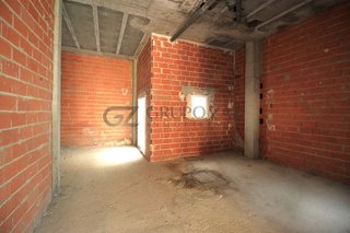 Local comercial en venta en Casco Antiguo en Llíria