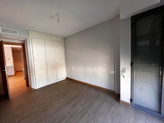 Dúplex en alquiler en San Juan Bautista en Madrid