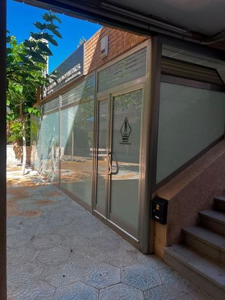 Local comercial en venta en Playa de Poniente en Benidorm