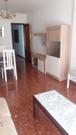 Piso en alquiler en Ciudad Jardín - Zoco en Córdoba
