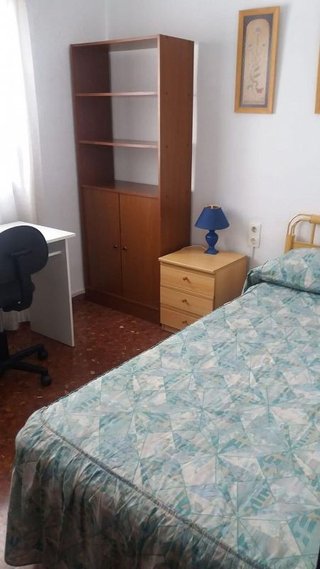 Piso en alquiler en Ciudad Jardín - Zoco en Córdoba