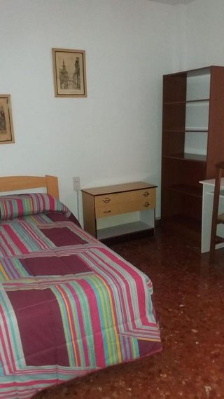Piso en alquiler en Ciudad Jardín - Zoco en Córdoba
