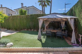 Chalet en venta en Gójar