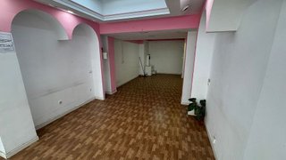 Local comercial en venta en Gamarra - La Trinidad en Málaga