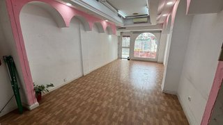 Local comercial en venta en Gamarra - La Trinidad en Málaga