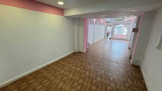 Local comercial en venta en Gamarra - La Trinidad en Málaga