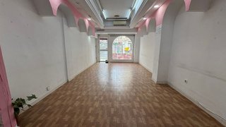 Local comercial en venta en Gamarra - La Trinidad en Málaga