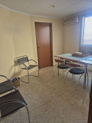 Oficina en alquiler en Centro en Alicante