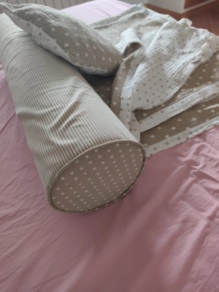 Juego de 2 Colcha Boutti, 2 fundas de cojín y rulo