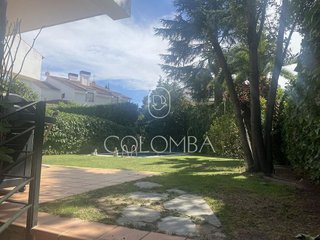 Casa pareada en alquiler en Piovera - Conde Orgaz en Madrid