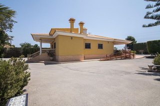 Chalet en venta en Ciutat Universitària en Elche