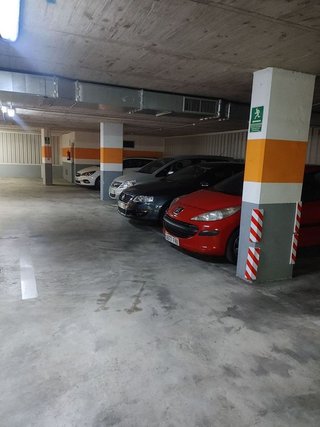 Garaje en venta en L´Amistat en Valencia