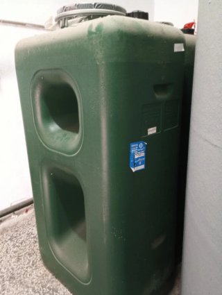 Depósitos, algibe agua 1100L cisterna riego jardín