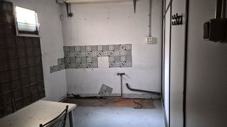 Local comercial en alquiler en La Plana en Esplugues de Llobregat